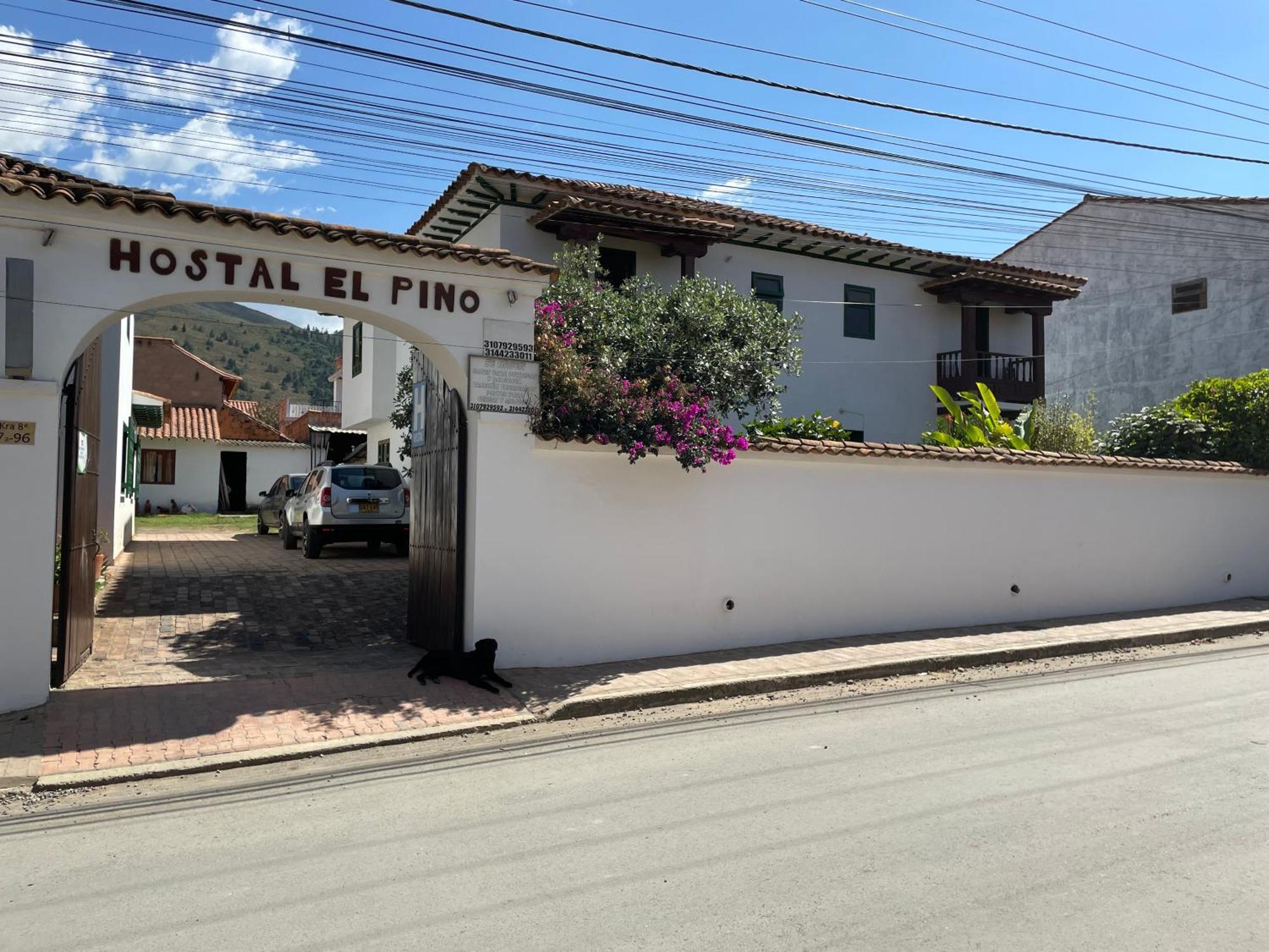 Hostal El Pino Villa de Leyva Eksteriør bilde